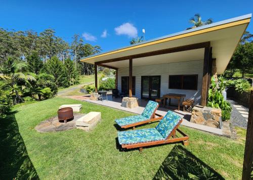 Lowanna Appartement | Coffs Coast Mountain Retreat Cabin 1