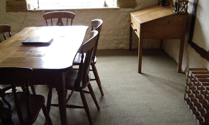 Axminster Maison | Colmer Farmhouse, idyllic setting and close Lyme Regis