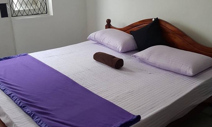 Pamankada West Appartement | Colombo wellawatta 👍A/C 2BR Apartment. Closer to the Galle Road and market