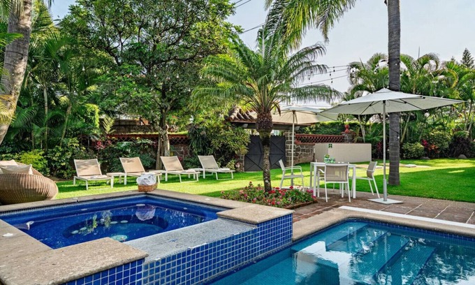 Tlaltenango Maison | Colonial Getaway with Pool, Hot Tub, and Lush Garden for Relaxation