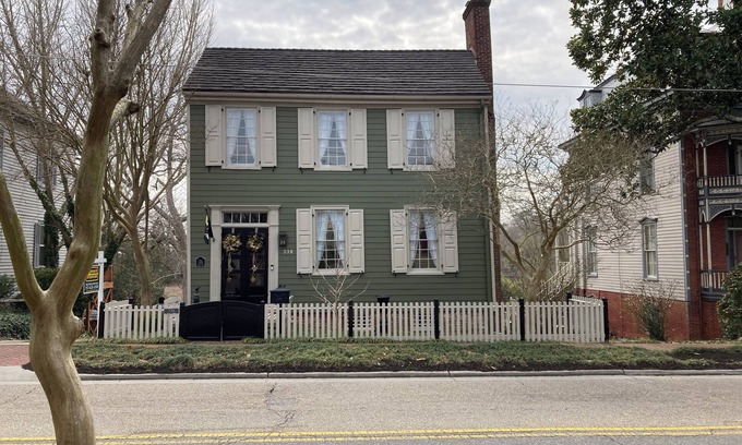 Smithfield Appartement | Colonial Smithfield Apartment- close to Williamsburg, VA beach, & more