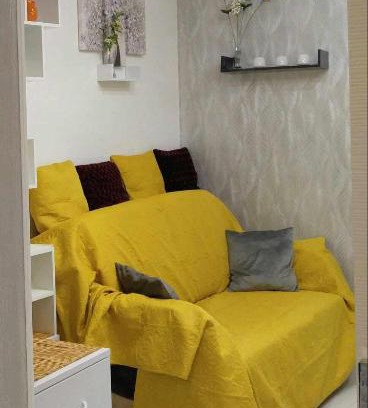 Ciekurkalns Appartement | Colorfull Experience in Hause built 1910 Fast free WiFi Free Parking