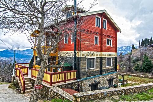 Synikia Mesi Trikalon Maison | Colours' Chalet
