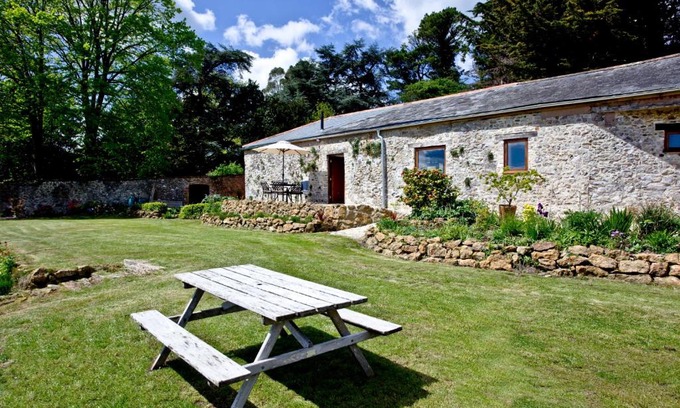 Wadeford Maison | Combe Barn