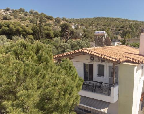 Vari-Voula-Vouliagmeni Appartement | Combination of the sea and the countryside