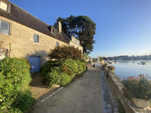 Saint-Marine Appartement | Combrit Sainte-Marine: T2 duplex rénové avec jardin privé et vue sur port - FR-1-481-91