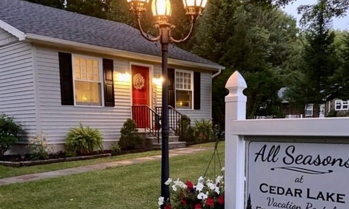 Clayville Maison | Falling for Fall.... Cooperstown/Utica/Herkimer/Old Forge..... Come Stay Awhile