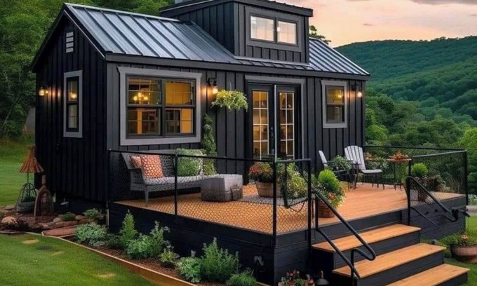 Etna Cottage | Come stay at the Brand New Blarney Stone!