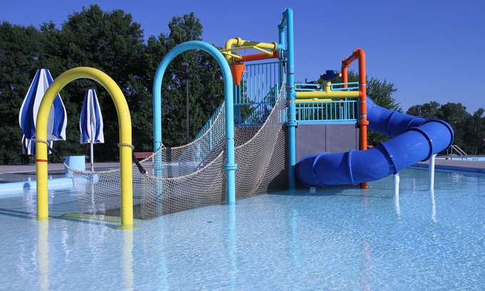 Harrisonville Station Balnéaire | Comfort and Convenience in Knights Inn Harrisonville! Free Parking, Pets Allowed