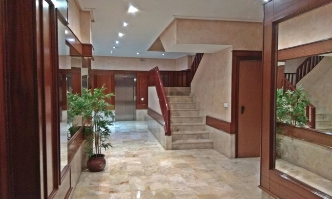 Ponteareas Appartement | ✰ Confort et design au centre de Ponteareas ✰ Grand garage / WiFi / Netflix