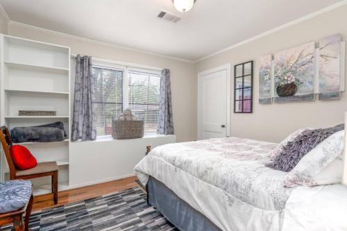 Pine Bluff Maison | Comfort and Joy