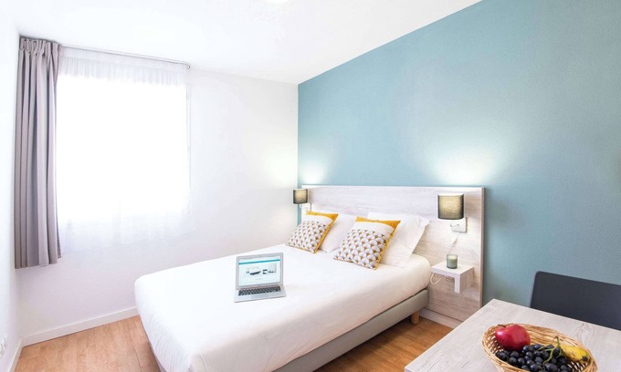 Le Tholonet Appartement | Comfort Aparthotel Aix Le Tholonet