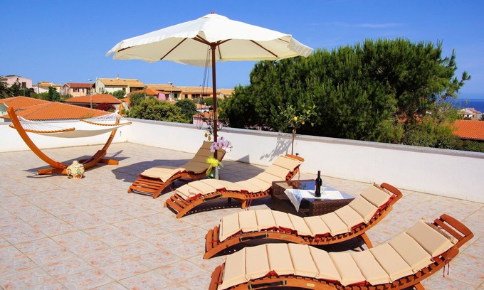 La Ciaccia Appartement | Comfort apartment with air conditioning, TV and washing machine in a quiet location