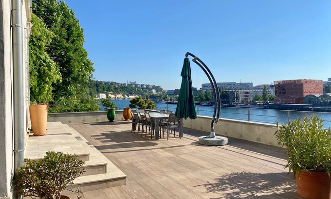 Lyon City Centre Hôtel | Confort, Charme et Authenticité