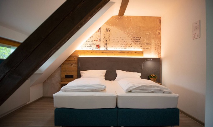 Holzschlag Appartement | Comfort double room with balcony for 3 persons