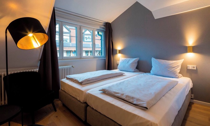 Inzlingen Appartement | Comfort Dreibettzimmer Gästehaus