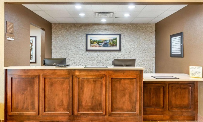 DeKalb Hôtel | Comfort Inn DeKalb - University Area