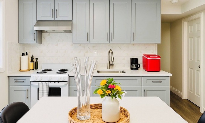 Centereach Maison | Comfort Stay by Stony Brook University & Hospital
