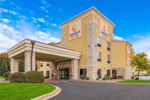 Hudson Hôtel | Comfort Suites Hudson I-94