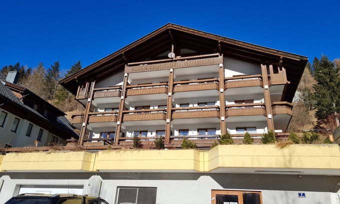 Bad Kleinkirchheim Appartement | Comfortable Apartment With Mountain View