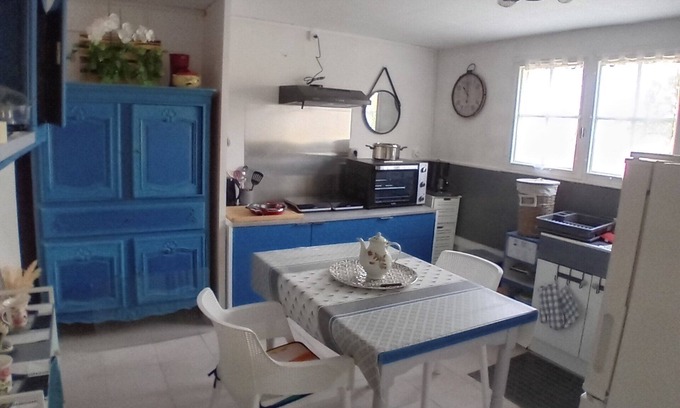 Treignac Lit Et Petit-Déjeuner | logement confortable pres dun grand lac.tres touristique .p ds monedieres