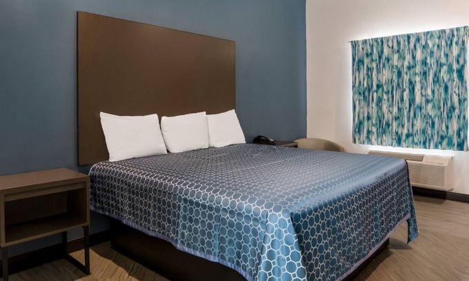 South Arlington Hôtel | Comfortable and Affordable Stay 13 Miles From AT&T Stadium, Prime Location