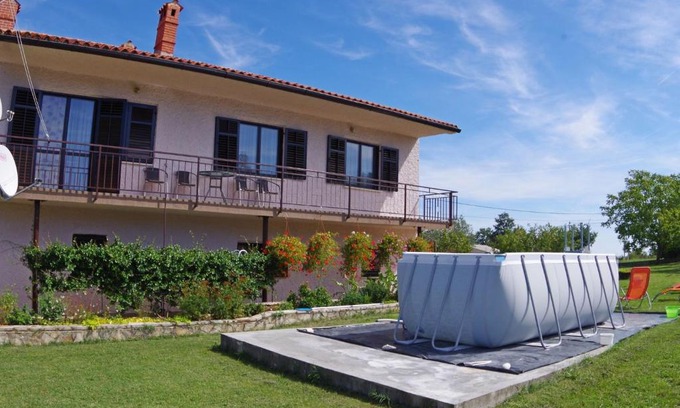 Sajini Appartement | Comfortable and quiet apartment in Istria with privacy
