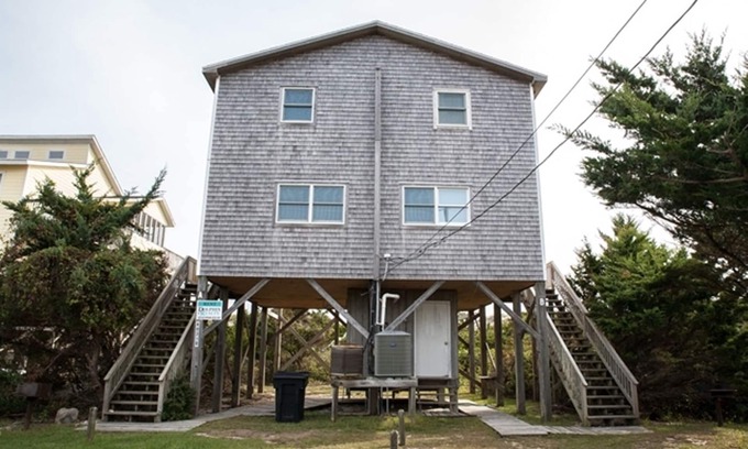 Ocean Isle Estates Cottage | Confortable et bien équipé, le Two By The Sea B sera une destination de vacances idéale!
