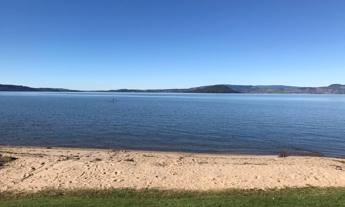 Ngongotaha Maison | Maison de caractère confortable près du lac Rotorua, Wifi rapide, Netflix gratuit!