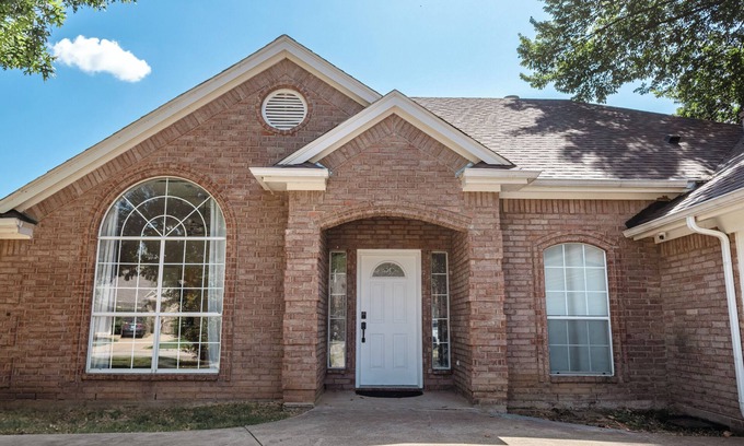 Keller Maison | Comfortable, clean, 3 bedroom house. Perfect work from home space.