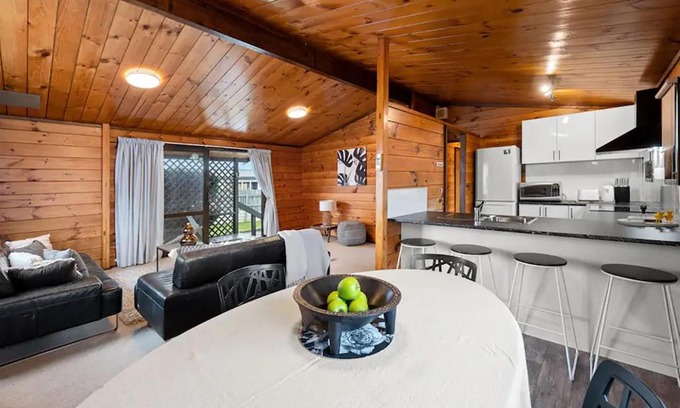 Pukehangi Maison | Comfortable Cosy Retreat