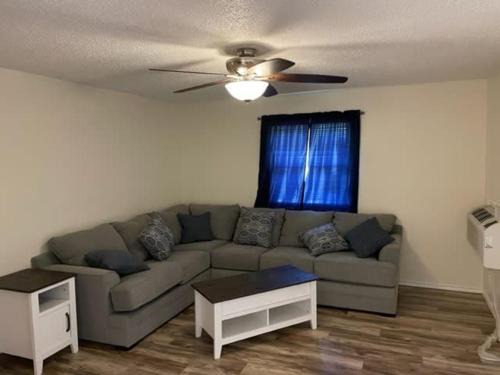 Lawton Appartement | Comfortable downstairs 2 bed next to Fort Sill