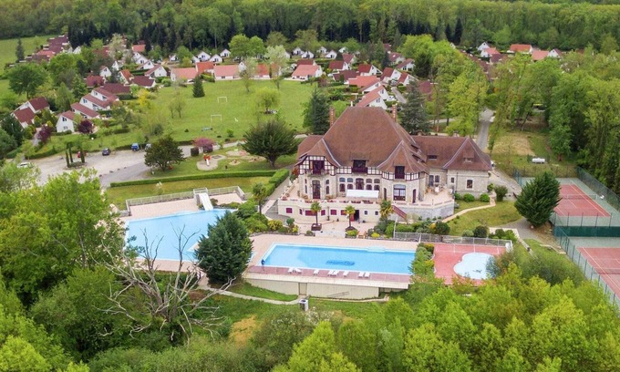 Daumazan-sur-Arize Maison | Agréable maison avec terrasse d'un beau village de vacances