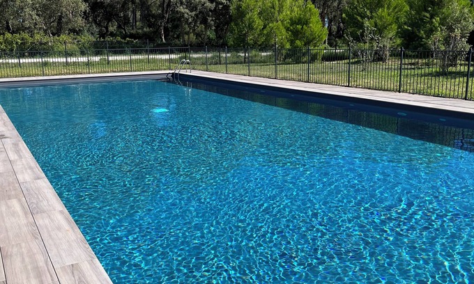La Londe-les-Maures Appartement | Comfortable T3 with 15m² south-facing terrace - Air conditioning Swimming pool Parking