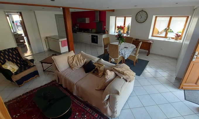 Verdelais Maison | Tout confort avec vue sur les coteaux de vignes. Grande pièce à vivre de 50 m2