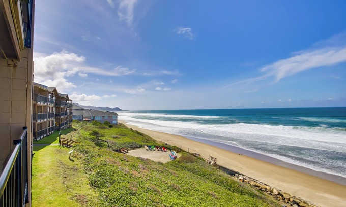 Lincoln Beach Copropriété | NOUVEAU! 2BR Lincoln City Condo w / vue sur le patio et l'océan!