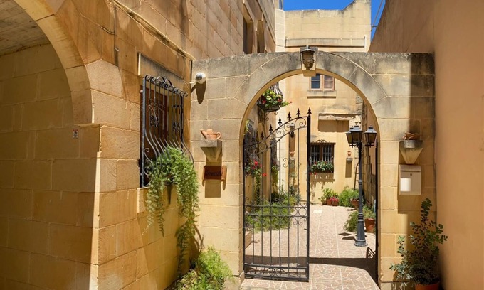 Xaghra Villa | Confortable, relaxant, luxe, piscine, barbecue, télévision, WiFi