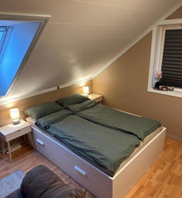 Osoyro Maison | Comfortable room - Double bed - Private bathroom - Free parking - Shared kitchen - Bus stop and store 2 min walk