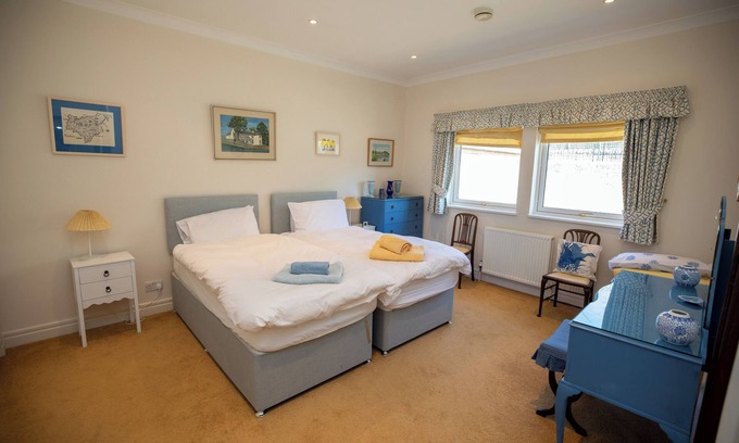 Kelso Maison | Comfortable spacious bungalow in a beautiful rural setting close to Kelso.