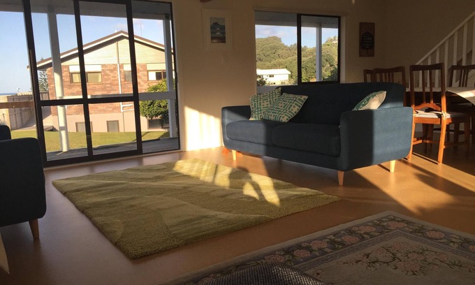Onemana Maison | Maison familiale spacieuse et chaleureuse sur la plage
