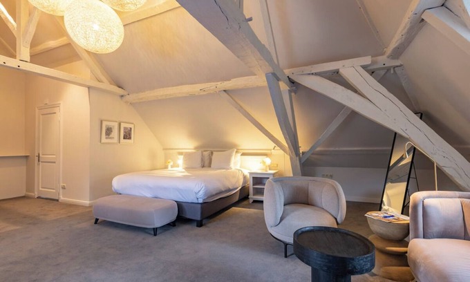 Baarlo Hôtel | Comfortable Stay with Free parking and Onsite Dining! Near Kasteel D'Erp
