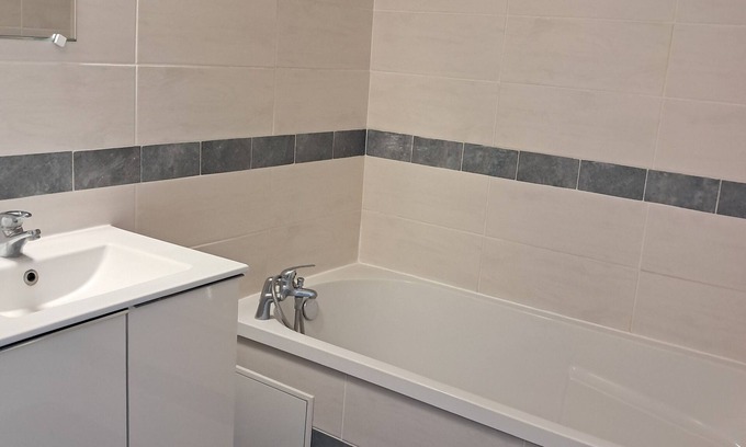 Nansouty-Saint-Genes Appartement | Studio tout confort