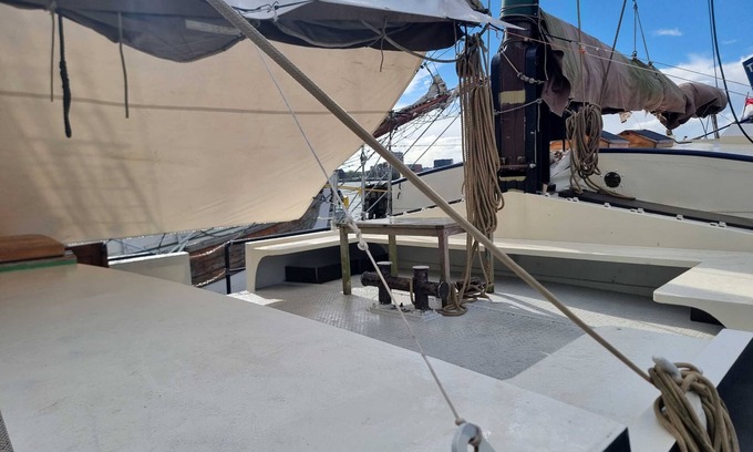 Amsterdam North Location De Bateaux | Comfortable sustainable and authentic ship Amsterdam