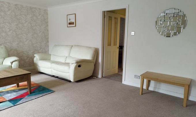 Buckhaven Appartement | Comfortable two bedroom flat in Buckhaven near scenic beach.