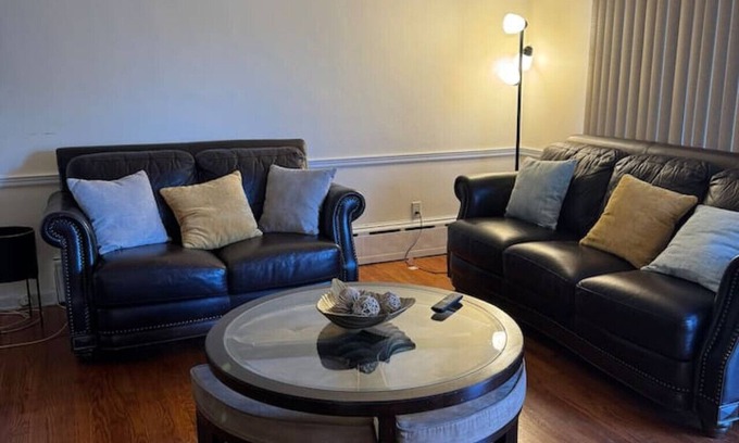 Newtonville Maison | Comfortable unique space