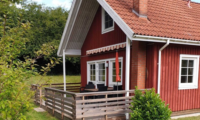 Krakow am See Maison | Confortable maison avec sauna et jacuzzi en bord de lac