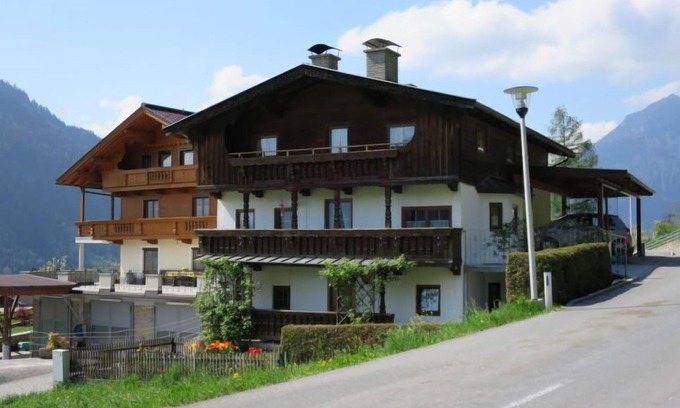 Bruck am Ziller Appartement | Appartement Comfortappart Eberharter (FGZ305) à Fügen - 10 personnes, 4 chambres