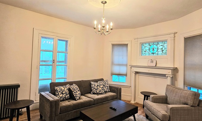 Inman Square Appartement | Comforts of your home in tranquility, Harvard Square