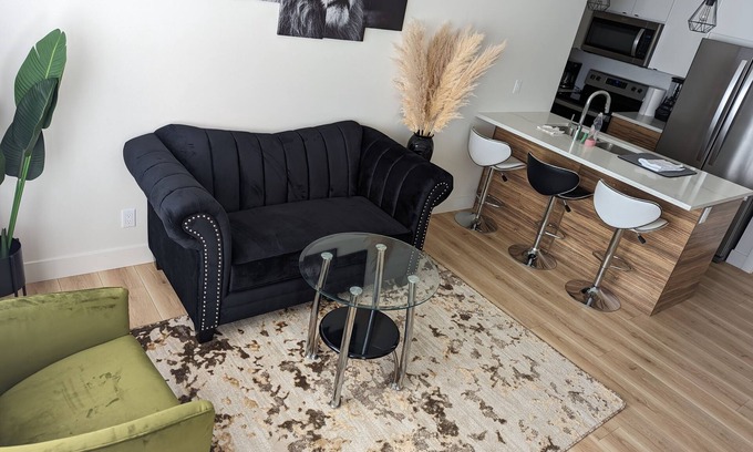Southeast Calgary Copropriété | Comfy 2BR condo in Seton, Southeast Calgary