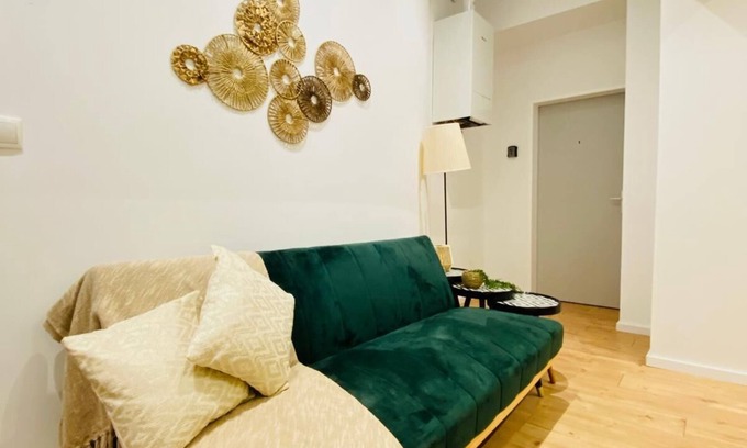 Ottakring Appartement | Comfy and Scenic 4BR Stay in Ottakring